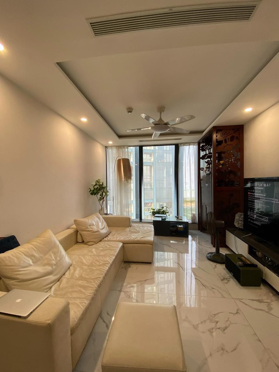 Chính chủ cho thuê căn hộ 2 phòng ngủ, chưa có nội thất, hướng Đông Nam 68m2 Geleximco Lê Trọng Tấn