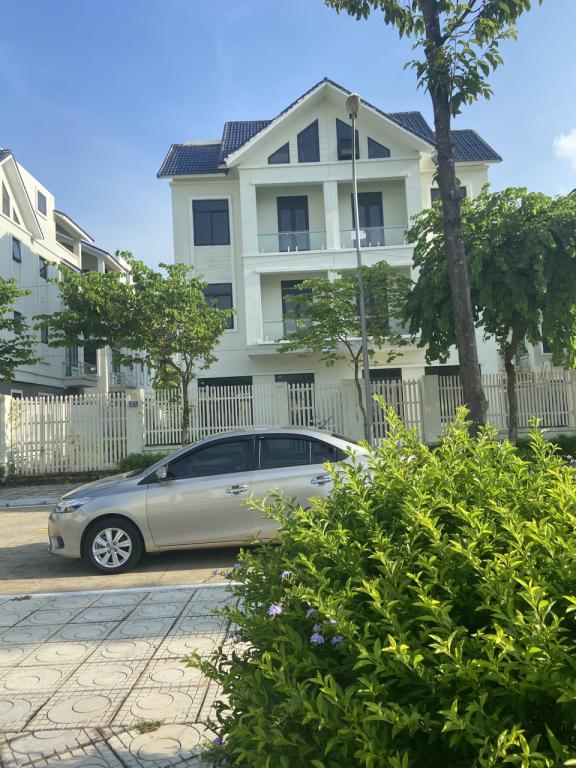 Biệt thự Geleximco Lê Trọng Tấn 